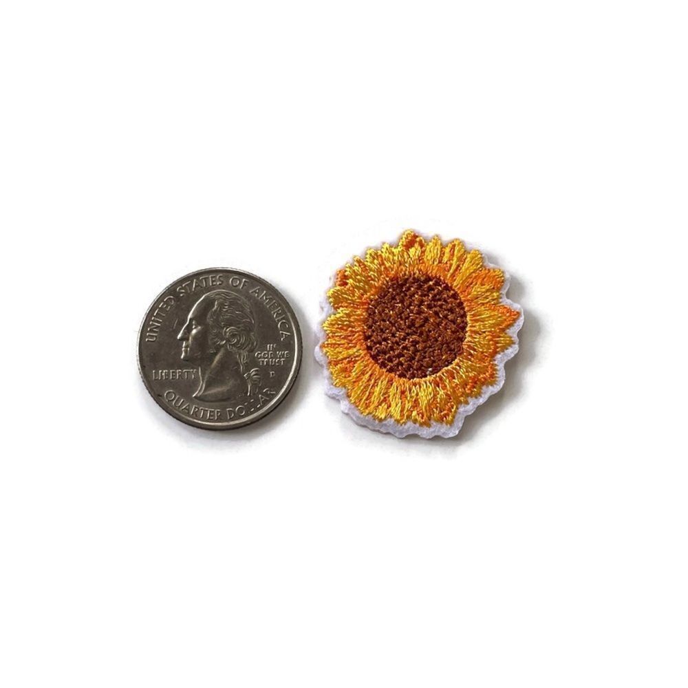 Sunflower Small Embroidered Patch - Picture 2 of 3
